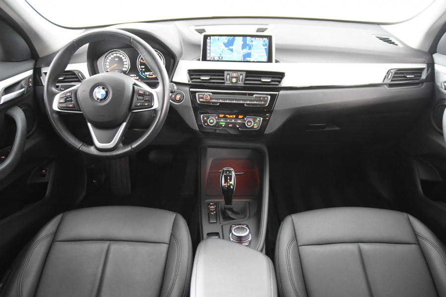 BMW X1 sDrive18i X-Line *1ste Eigenaar*Leer*Navigatie*Stoelverwarming*