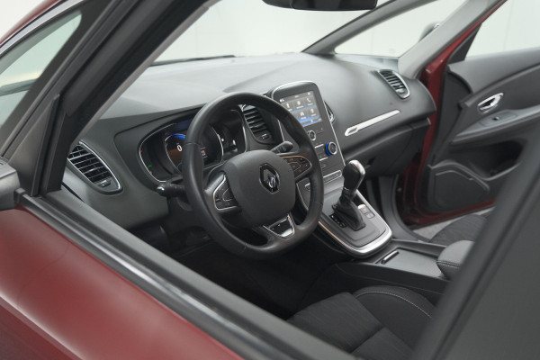 Renault Scénic TCe 140 EDC Limited | Camera | Stoelverwarming | Navigatie | Apple Carplay