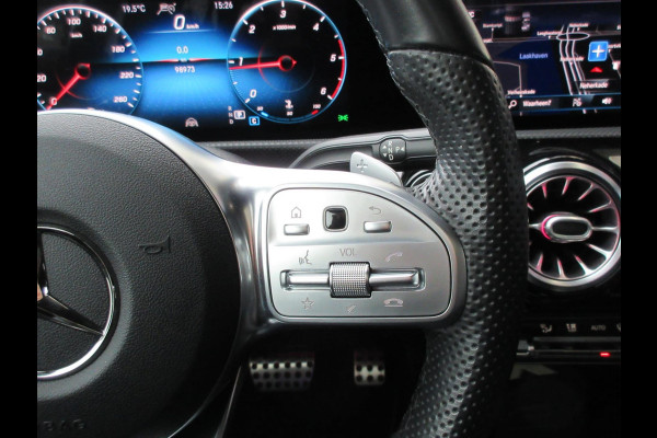 Mercedes-Benz A-Klasse 180 d AMG Sfeer Distronic Pano 19''