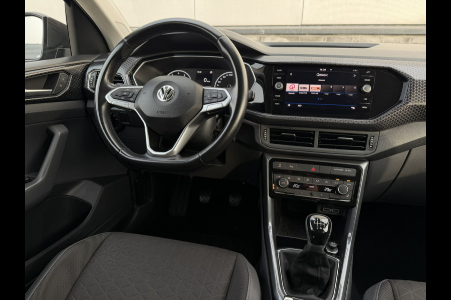 Volkswagen T-Cross 1.0 TSI Style | Trekhaak | Carplay | LED | Camera