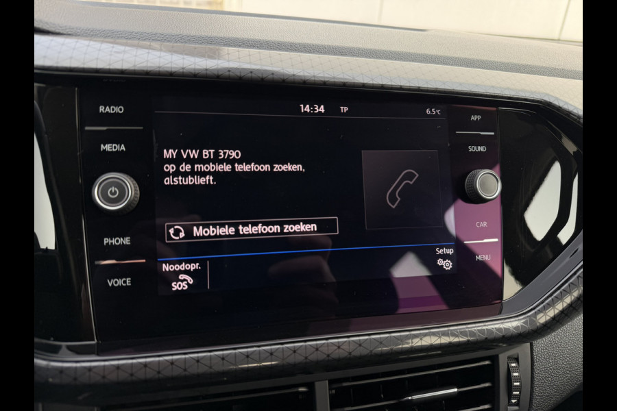 Volkswagen T-Cross 1.0 TSI Style | Trekhaak | Carplay | LED | Camera