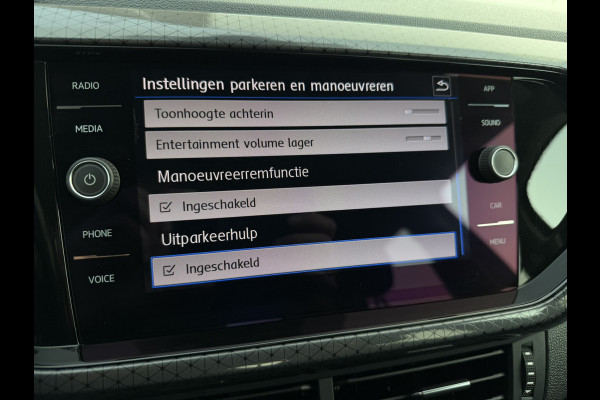 Volkswagen T-Cross 1.0 TSI Style | Trekhaak | Carplay | LED | Camera