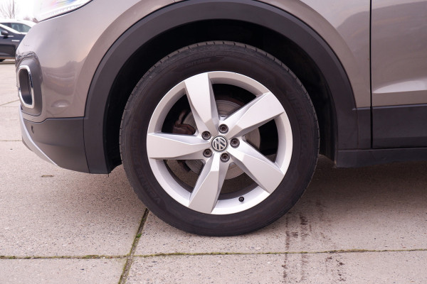 Volkswagen T-Cross 1.0 TSI Style | Trekhaak | Carplay | LED | Camera