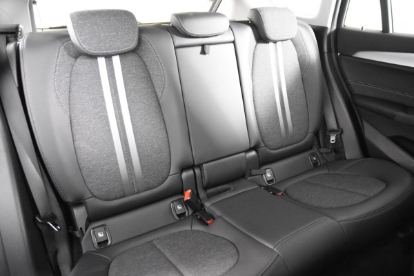 BMW X1 sDrive16d Sportline *1ste Eigenaar*Navigatie*Trekhaak*Camera*