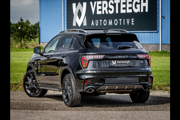 Lynk & Co 01 1.5 Plug-In Hybrid 262pk BLACKED OUT | 360 Camera | Panoramadak