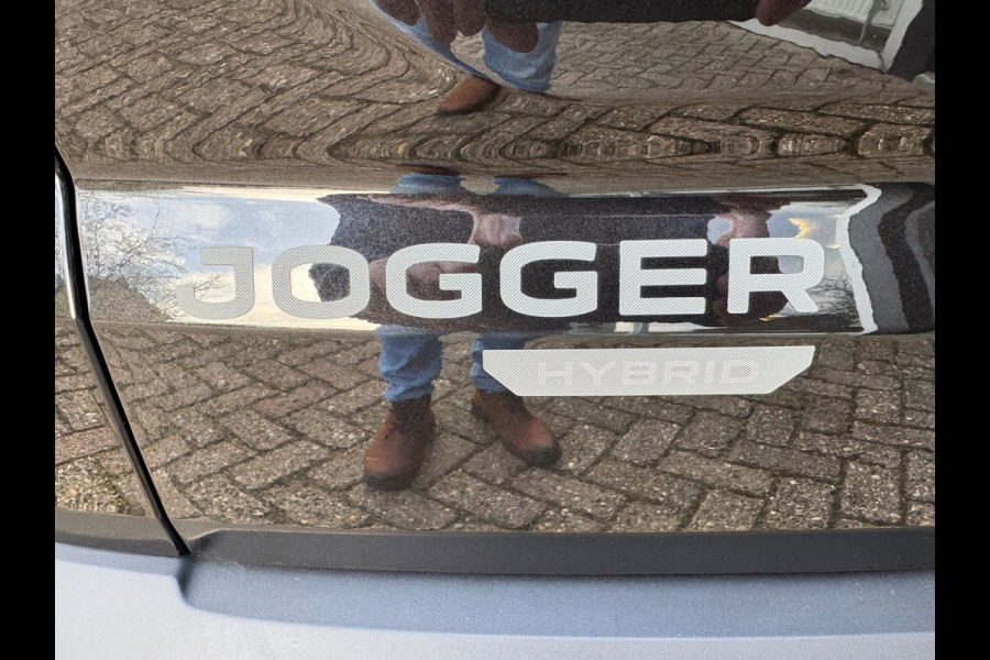 Dacia Jogger 1.6 Hybrid 140 Extreme Navi / Clima / Camera / LM velgen / P-sensoren / Keyless