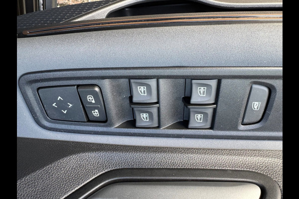 Dacia Jogger 1.6 Hybrid 140 Extreme Navi / Clima / Camera / LM velgen / P-sensoren / Keyless