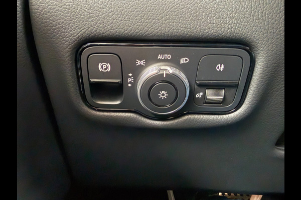 Mercedes-Benz Eqv 300 L2 - 8-pers AMG Facelift - Inter. & Exterieur pakket - 360 - Elec. deuren - Vol Opties - Incl. Garantie
