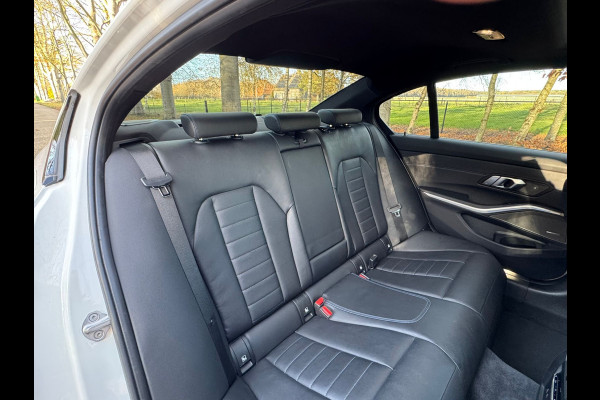 BMW 3-serie 330e M Sport |Head-Up|H&K|Pano|Laser|Driving ass|