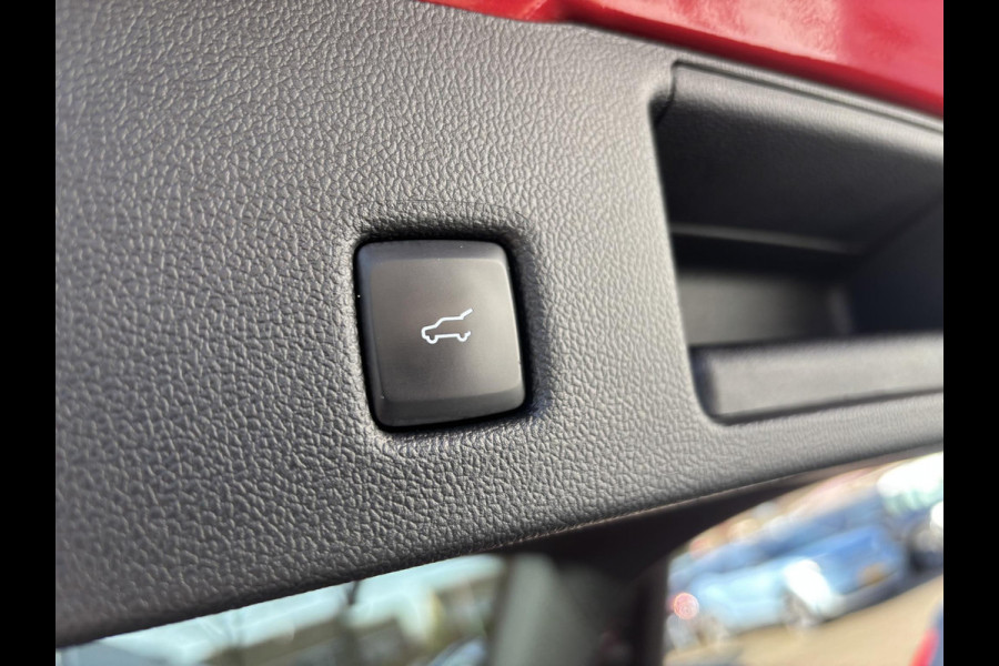 Ford Kuga 2.5 PHEV Vignale 225pk | Afneembare Trekhaak | Winter Pack | Camera | Leder | Bang&Olufsen