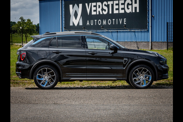 Lynk & Co 01 1.5 Plug-In Hybrid 262pk Zwarte hemel|360 Camera|Panoramadak