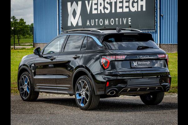 Lynk & Co 01 1.5 Plug-In Hybrid 262pk Zwarte hemel|360 Camera|Panoramadak