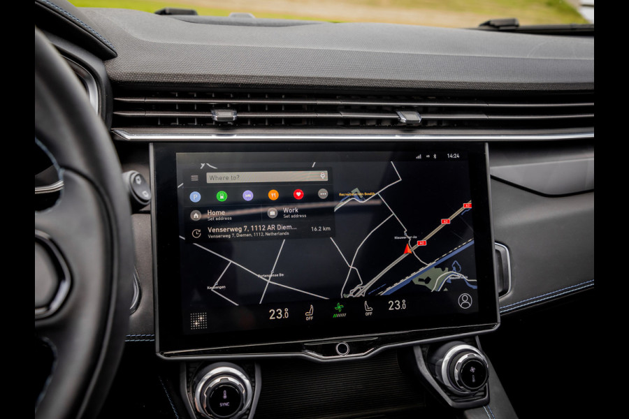 Lynk & Co 01 1.5 Plug-In Hybrid 262pk Zwarte hemel|360 Camera|Panoramadak