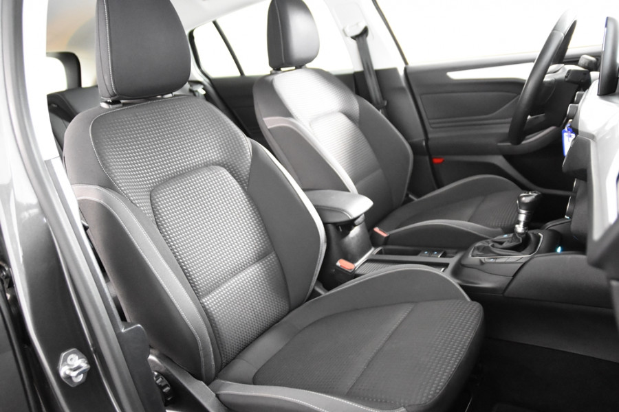 Ford FOCUS Wagon EcoBoost Turnier *1ste Eigenaar*Navigatie*Trekhaak*PDC*