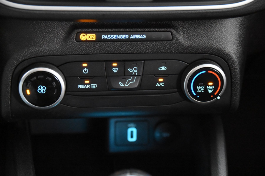 Ford FOCUS Wagon EcoBoost Turnier *1ste Eigenaar*Navigatie*Trekhaak*PDC*