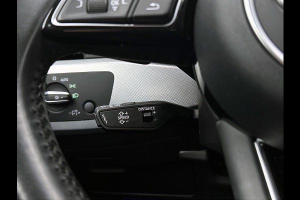 Audi A4 Avant 2.0 TFSI MHEV quattro Sport S line Edition (STOELVERWARMING, ADAPTIVE CRUISE, SFEERVERLICHTING, CAMERA, PDC)