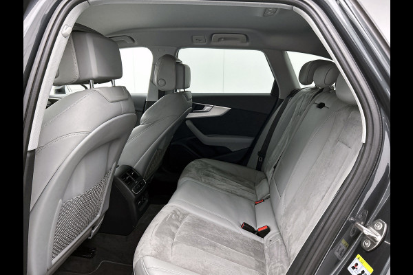 Audi A4 Avant 2.0 TFSI MHEV quattro Sport S line Edition (STOELVERWARMING, ADAPTIVE CRUISE, SFEERVERLICHTING, CAMERA, PDC)