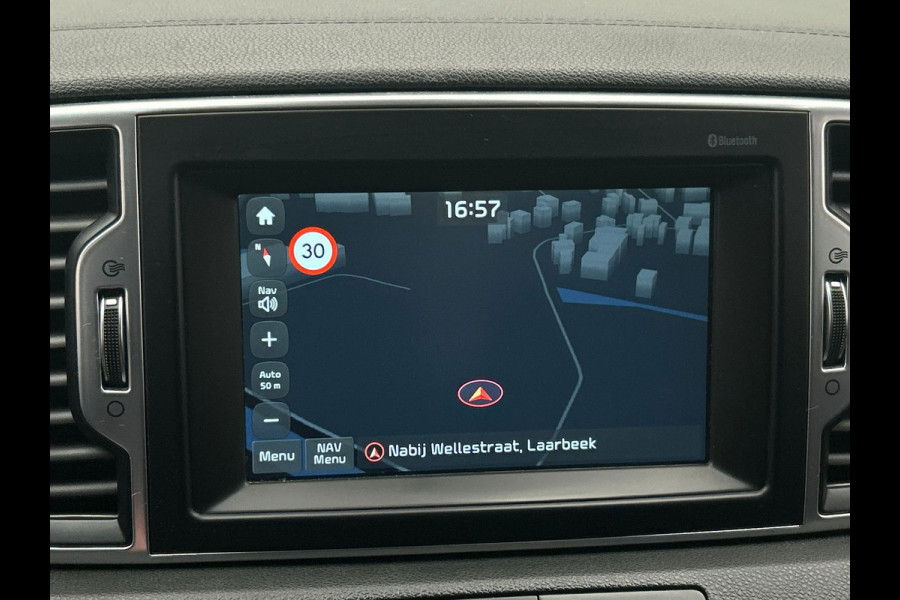 Kia Sportage 1.6 GDI DynamicLine Carplay Trekhaak Stoel/Stuur Verwarming Camera Lane Assist