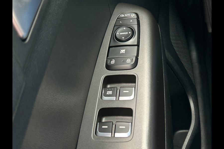 Kia Sportage 1.6 GDI DynamicLine Carplay Trekhaak Stoel/Stuur Verwarming Camera Lane Assist