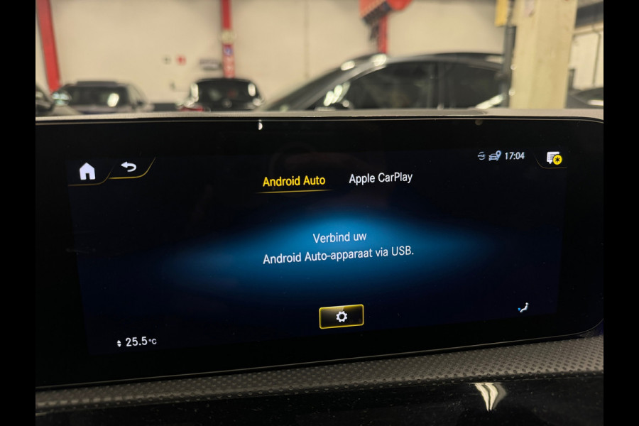 Mercedes-Benz A-Klasse 250 e Limousine AMG Pano|Sfeer|Night