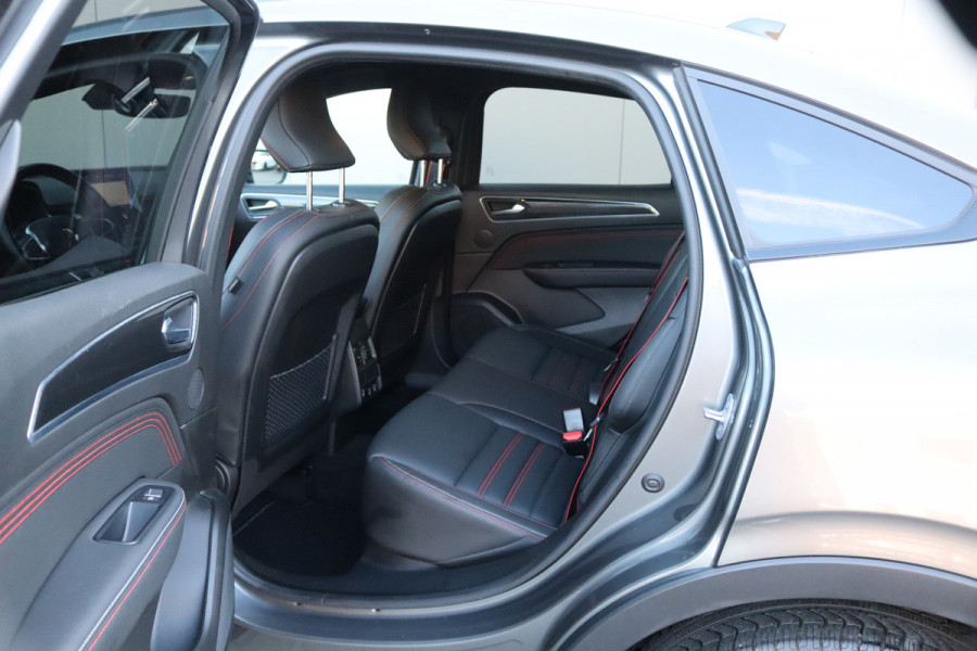 Renault Arkana 1.3TCE 160PK Mild Hybrid Automaat R.S. line Gr.-navi/Winter-pack/Leder/Keyfree