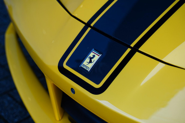 Ferrari 488 3.9 Spider HELE / Full Akrapovic / Tri Coat Paint / Painted Livery / Lifting