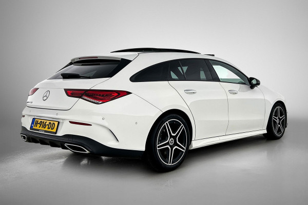 Mercedes-Benz CLA-Klasse Shooting Brake 200 Business Solution AMG (PANORAMADAK, SFEERVERLICHTING, CAMERA, LEDER)
