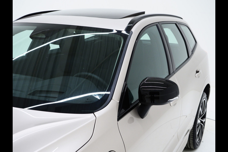 Volvo XC60 2.0 T6 Plug-in hybrid AWD Ultimate Dark Long Range | Panoramadak | Harman/Kardon | Pilot Assist | Keyless | HUD | Camera | Carplay