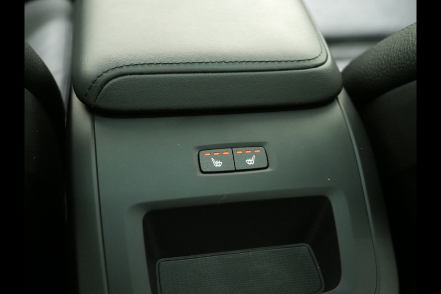 Volvo XC60 2.0 T6 Plug-in hybrid AWD Ultimate Dark Long Range | Panoramadak | Harman/Kardon | Pilot Assist | Keyless | HUD | Camera | Carplay