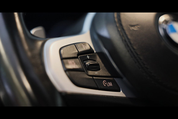 BMW X4 XDrive20i M Sport / NAP / AUT / Head Up / Leder / F1 / Elek Stoelen / Cruise Control / Open Panoramadak / Xenon / Pdc / 21