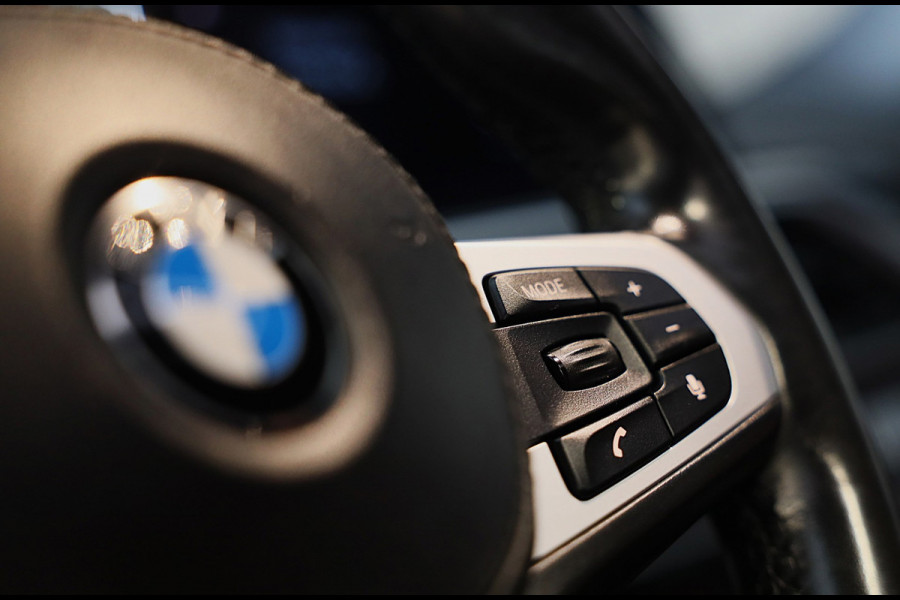 BMW X4 XDrive20i M Sport / NAP / AUT / Head Up / Leder / F1 / Elek Stoelen / Cruise Control / Open Panoramadak / Xenon / Pdc / 21