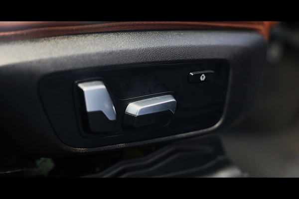 BMW X4 XDrive20i M Sport / NAP / AUT / Head Up / Leder / F1 / Elek Stoelen / Cruise Control / Open Panoramadak / Xenon / Pdc / 21