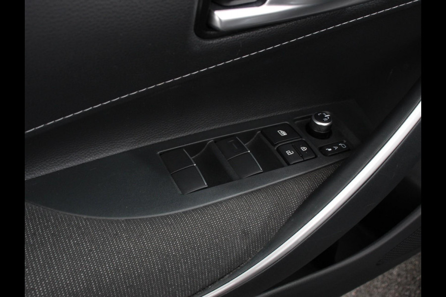 Toyota Corolla Touring Sports Automaat Hybrid 140 Active | Navigatie | Apple Carplay/Android Auto | Climate Control | Cruise Control Adaptive | 17"Lichtmetalen velgen | Camera