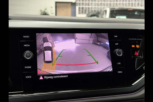 Volkswagen Taigo 1.0 TSI 2x R-Line Panorama CarPlay Camera