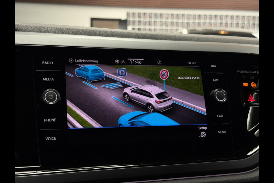 Volkswagen Taigo 1.0 TSI 2x R-Line Panorama CarPlay Camera
