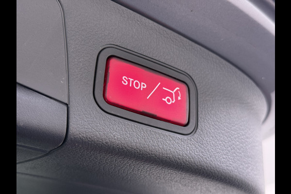 Mercedes-Benz GLA 180 AMG// Camera // Elek. Achterklep // Sfeerverlichting // Night pakket // 19" AMG Velgen // LED