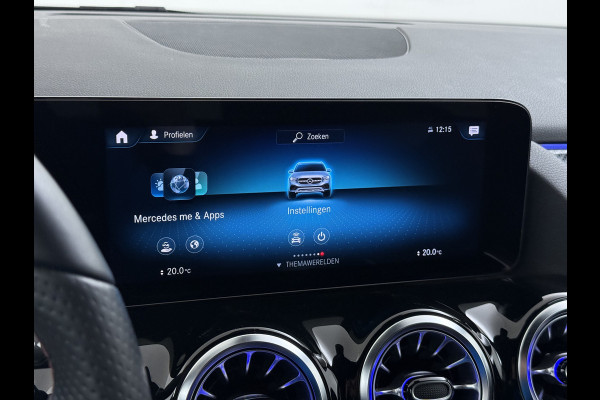 Mercedes-Benz GLA 180 AMG// Camera // Elek. Achterklep // Sfeerverlichting // Night pakket // 19" AMG Velgen // LED