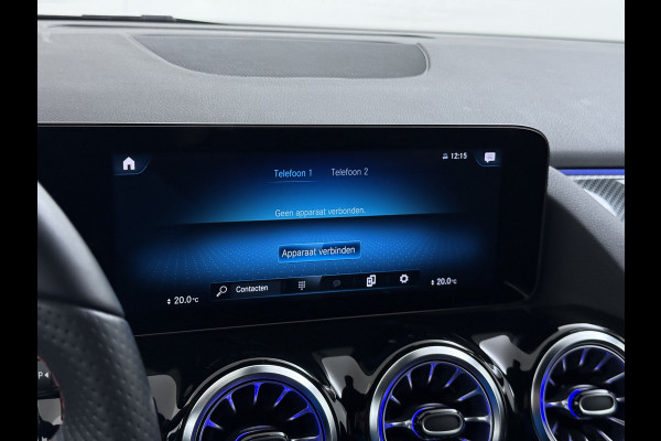 Mercedes-Benz GLA 180 AMG// Camera // Elek. Achterklep // Sfeerverlichting // Night pakket // 19" AMG Velgen // LED