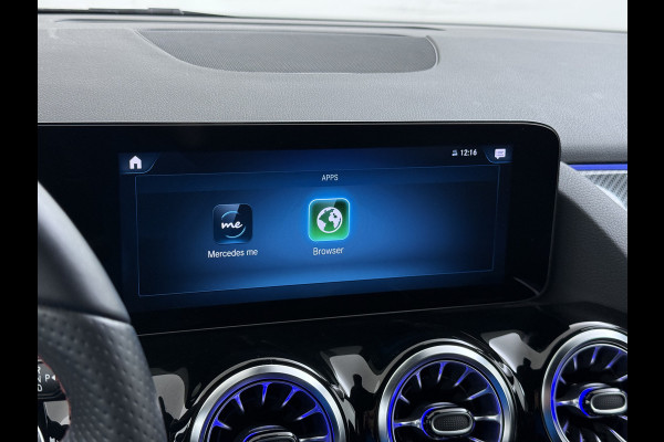 Mercedes-Benz GLA 180 AMG// Camera // Elek. Achterklep // Sfeerverlichting // Night pakket // 19" AMG Velgen // LED