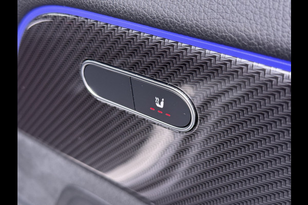 Mercedes-Benz GLA 180 AMG// Camera // Elek. Achterklep // Sfeerverlichting // Night pakket // 19" AMG Velgen // LED