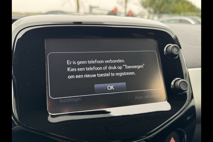 Peugeot 108 1.0 e-VTi Allure TOP! CABRIOTOP / CAMERA / LMV / BLUETOOTH / CLIMATE CONTROL / NL AUTO