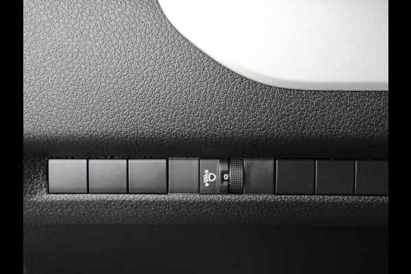 Opel Vivaro 2.0 CDTI Automaat 145 pk L3H1 Dubbele Cabine | Navigatie | Trekhaak | Airco | Parkeer sensoren | Betimmering