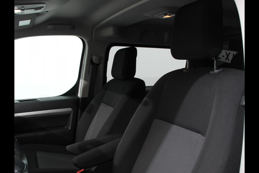 Opel Vivaro 2.0 CDTI Automaat 145 pk L3H1 Dubbele Cabine | Navigatie | Trekhaak | Airco | Parkeer sensoren | Betimmering