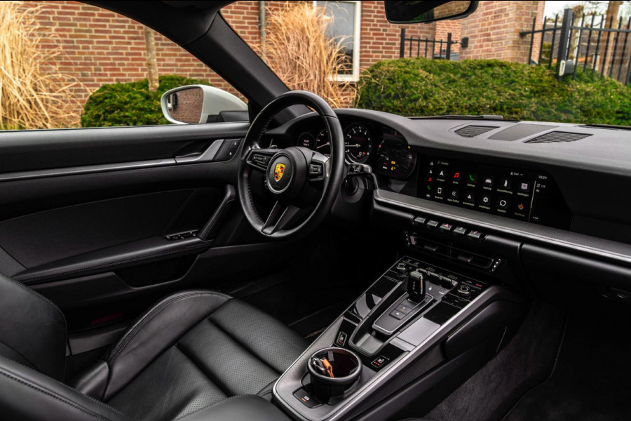 Porsche 911 3.0 Carrera 4 S 450 PK | Krijt | 1e Eig | BTW | LED | 21''