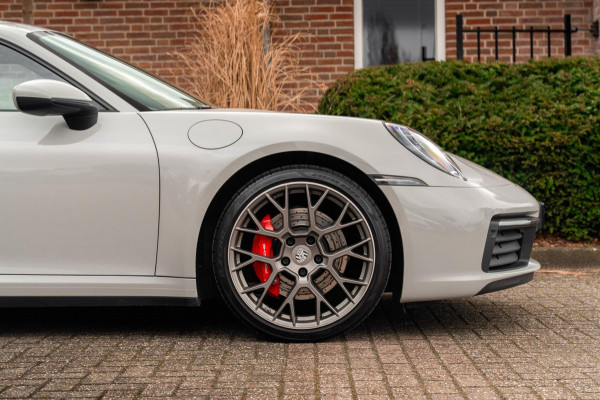 Porsche 911 3.0 Carrera 4 S 450 PK | Krijt | 1e Eig | BTW | LED | 21''