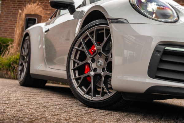 Porsche 911 3.0 Carrera 4 S 450 PK | Krijt | 1e Eig | BTW | LED | 21''