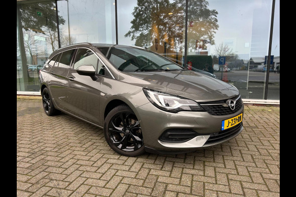 Opel Astra Sports Tourer 1.2 Turbo Elegance - Navi - Climate - Parkeerhulp - Trekhaak - Org.NL
