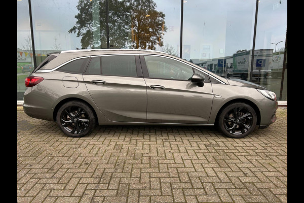 Opel Astra Sports Tourer 1.2 Turbo Elegance - Navi - Climate - Parkeerhulp - Trekhaak - Org.NL