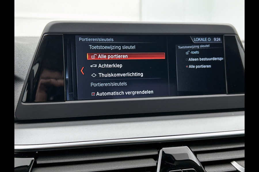 BMW 5 Serie 530e iPerformance Executive(Dealer OnderH, Navi, Active Cruise, Lane Assist, PDC V+A, Bots waarschuwing, Etc)