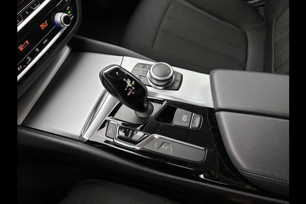 BMW 5 Serie 530e iPerformance Executive(Dealer OnderH, Navi, Active Cruise, Lane Assist, PDC V+A, Bots waarschuwing, Etc)